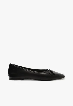 Outlet Schutz Arissa Leather Ballet Flat Black