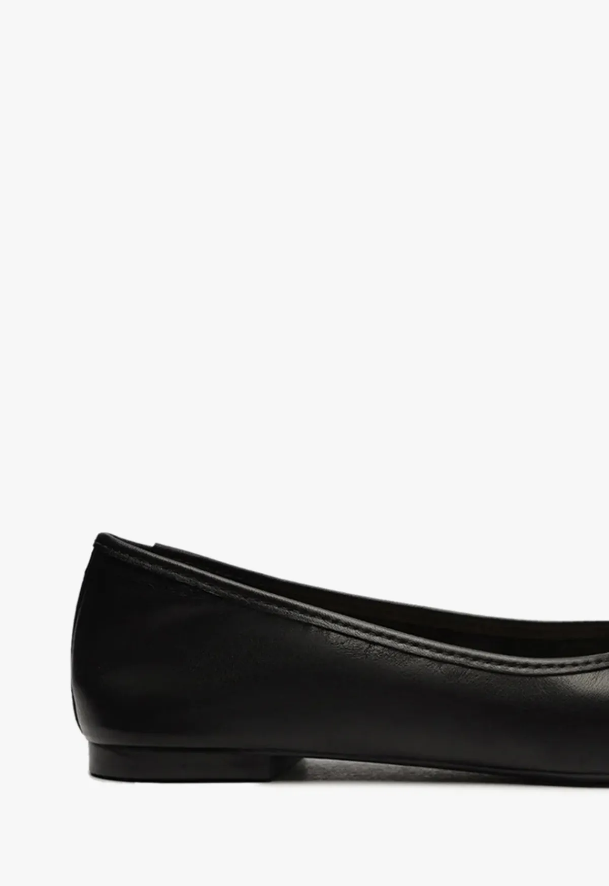 Outlet Schutz Arissa Leather Ballet Flat Black