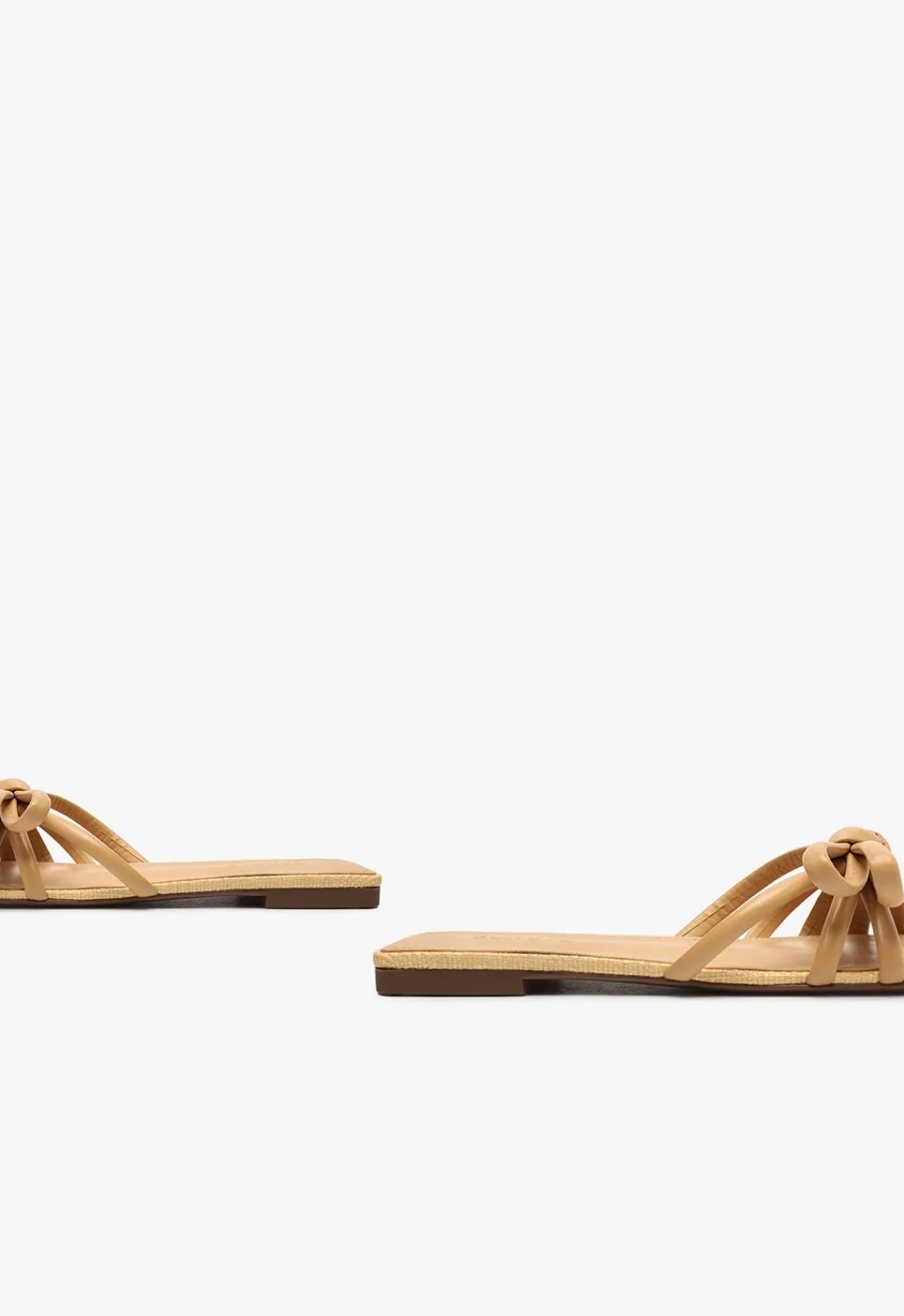 New Schutz Blossom Flat Sandal Lightwood