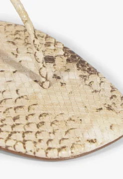 Hot Schutz Elsha Flat Sandal Animal Print