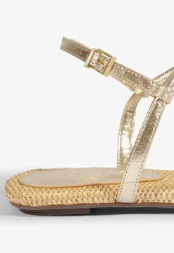 Clearance Schutz Elsha Flat Sandal Gold