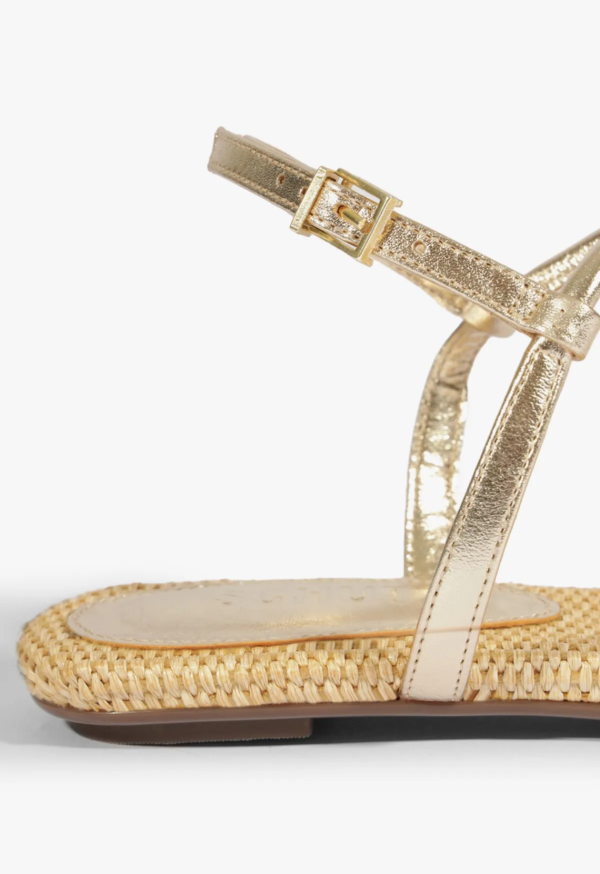 Clearance Schutz Elsha Flat Sandal Gold