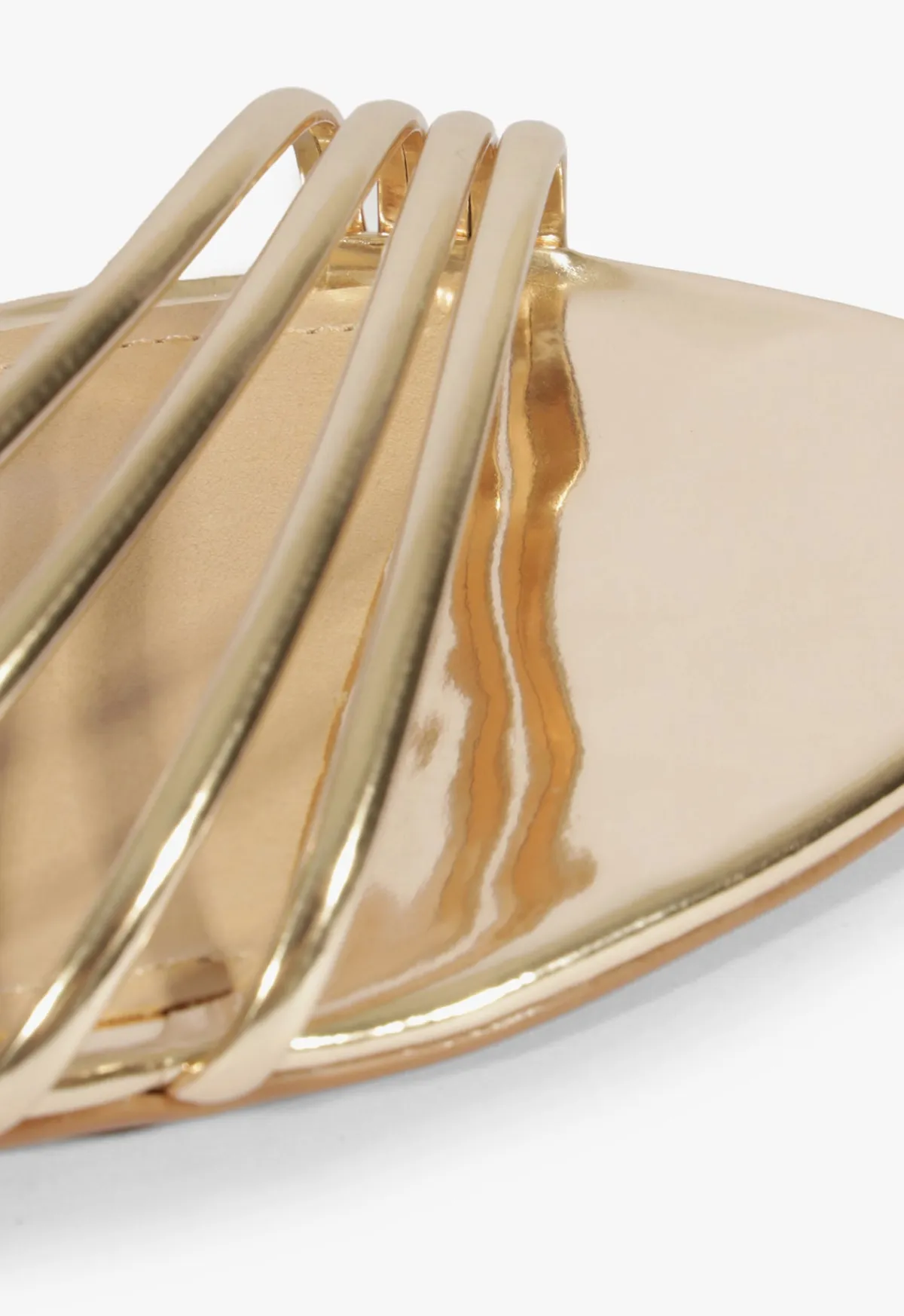 Clearance Schutz Inez Leather Flat Sandal Gold