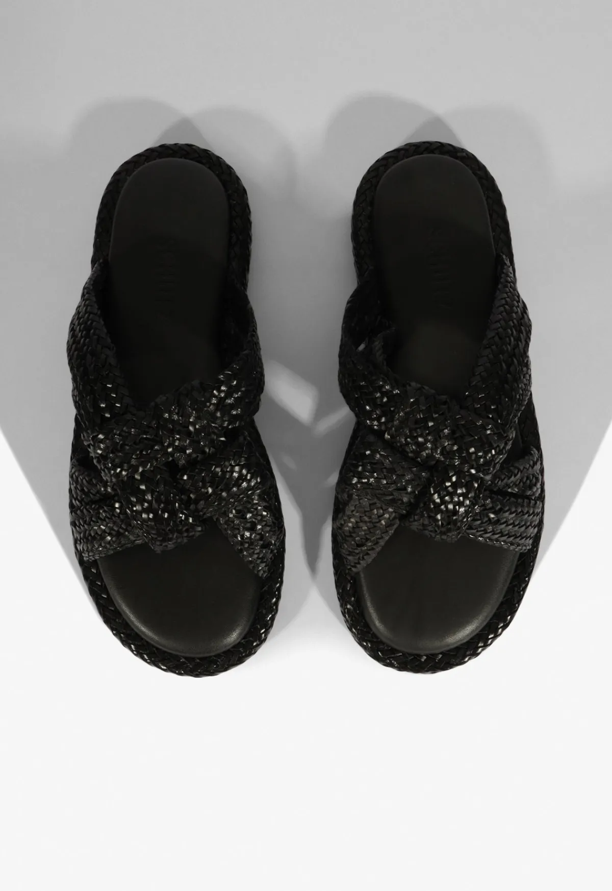 Best Schutz Kali Sporty Sandal Black