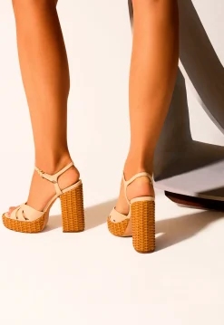 New Schutz Keefa Straw Sandal Gold