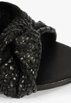 Hot Schutz Khari Sandal Black