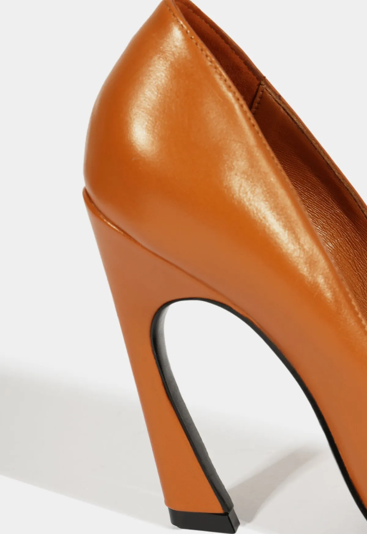 Discount Schutz Lexi High Sculptural Pump Brown