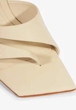 Outlet Schutz Madeline Sandal Off White