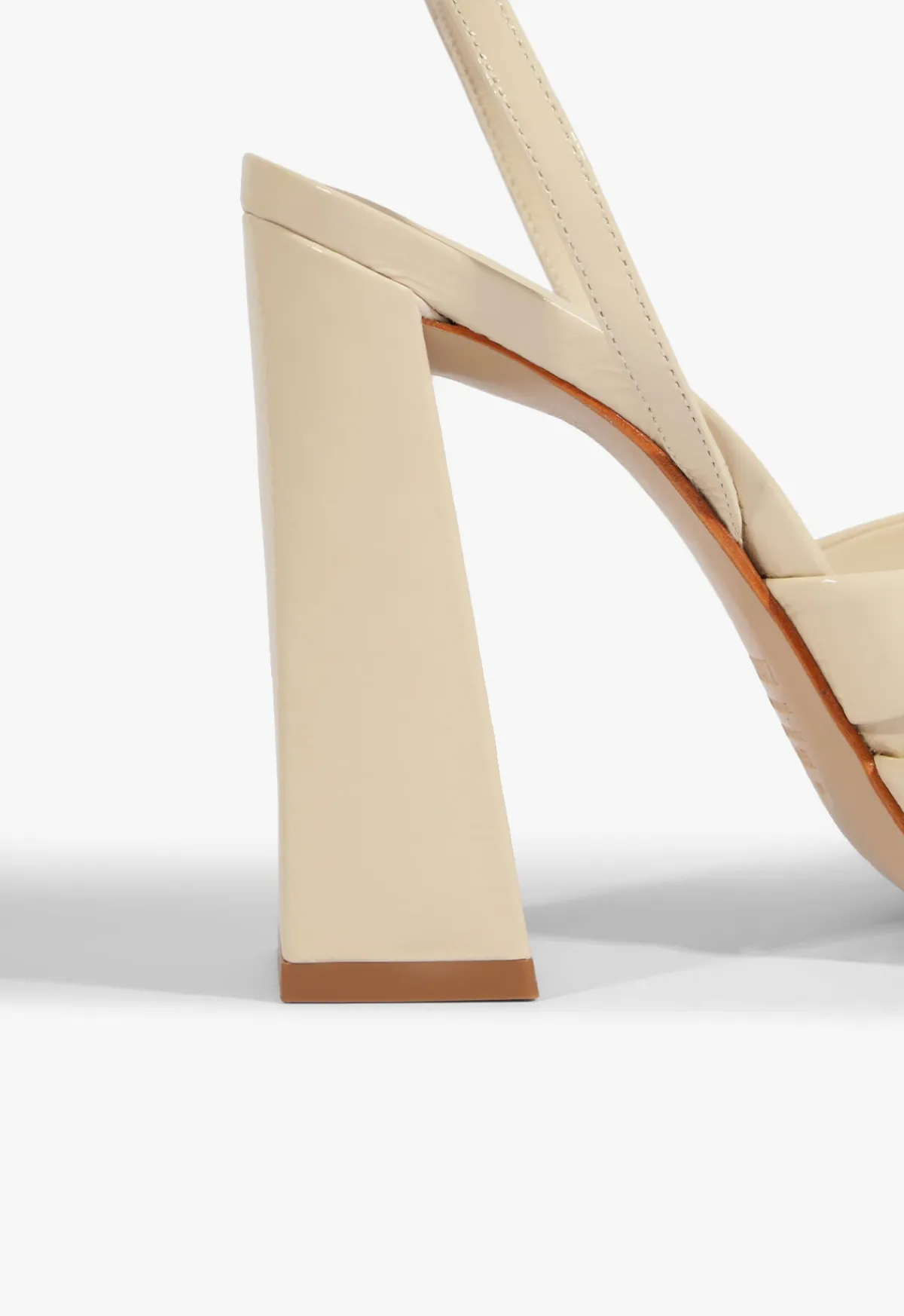 Outlet Schutz Madeline Sandal Off White