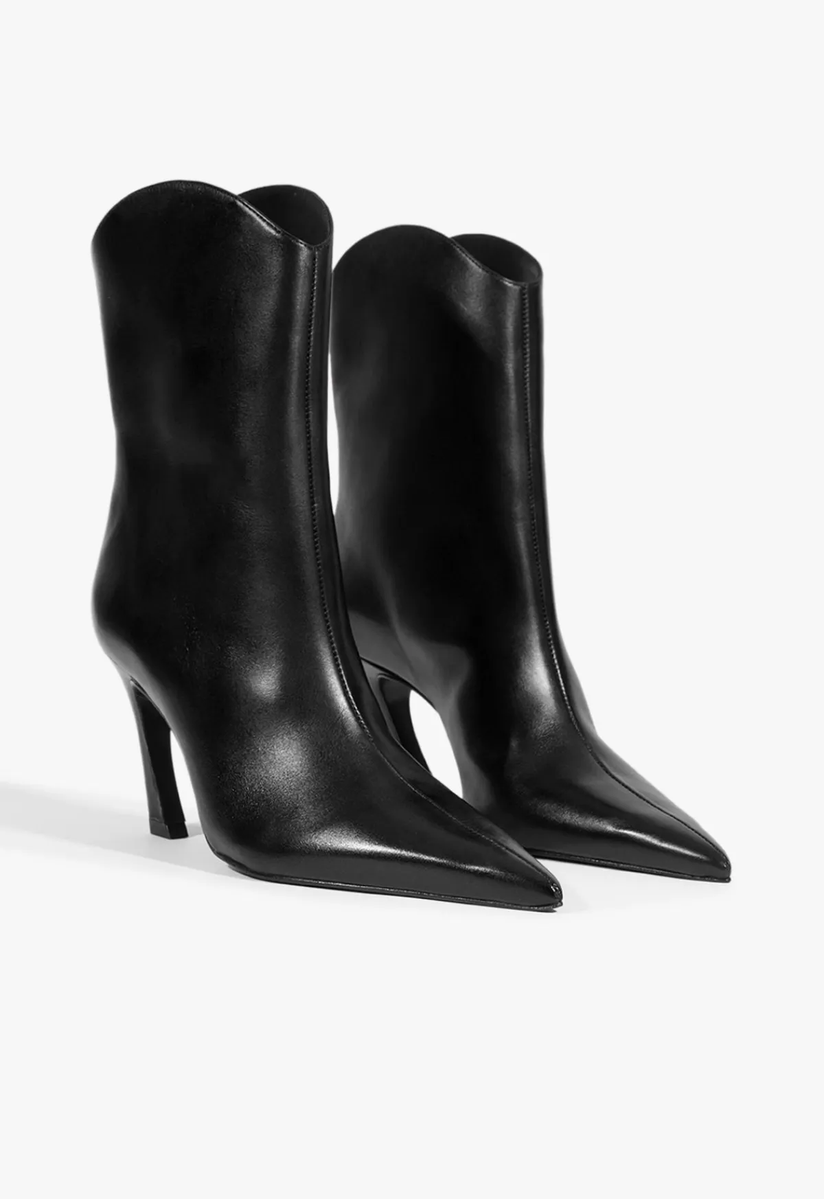 Hot Schutz Maryann Curve Leather Bootie Black