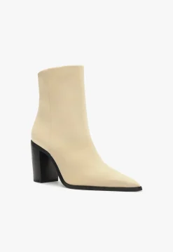 Online Schutz Mikki Block Bootie Beige